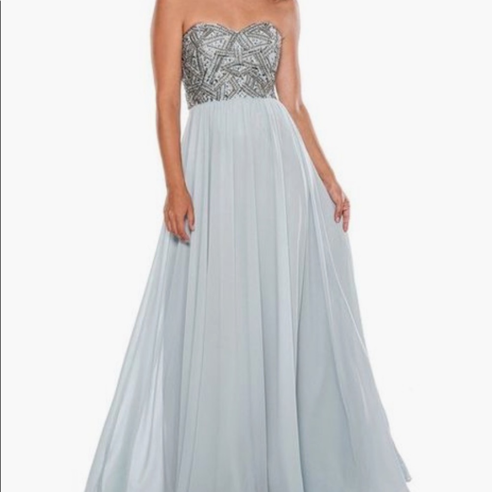 Decode 1.8 strapless beaded dress
